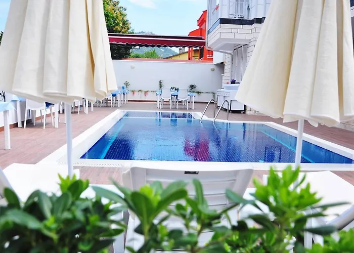 Amsterdam Economic Otel *